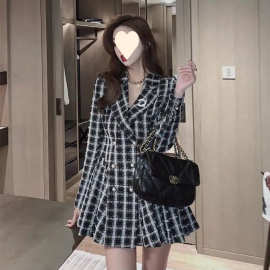 春秋小香风毛呢气质裙子女春装年新款收腰显瘦格子西装连衣裙