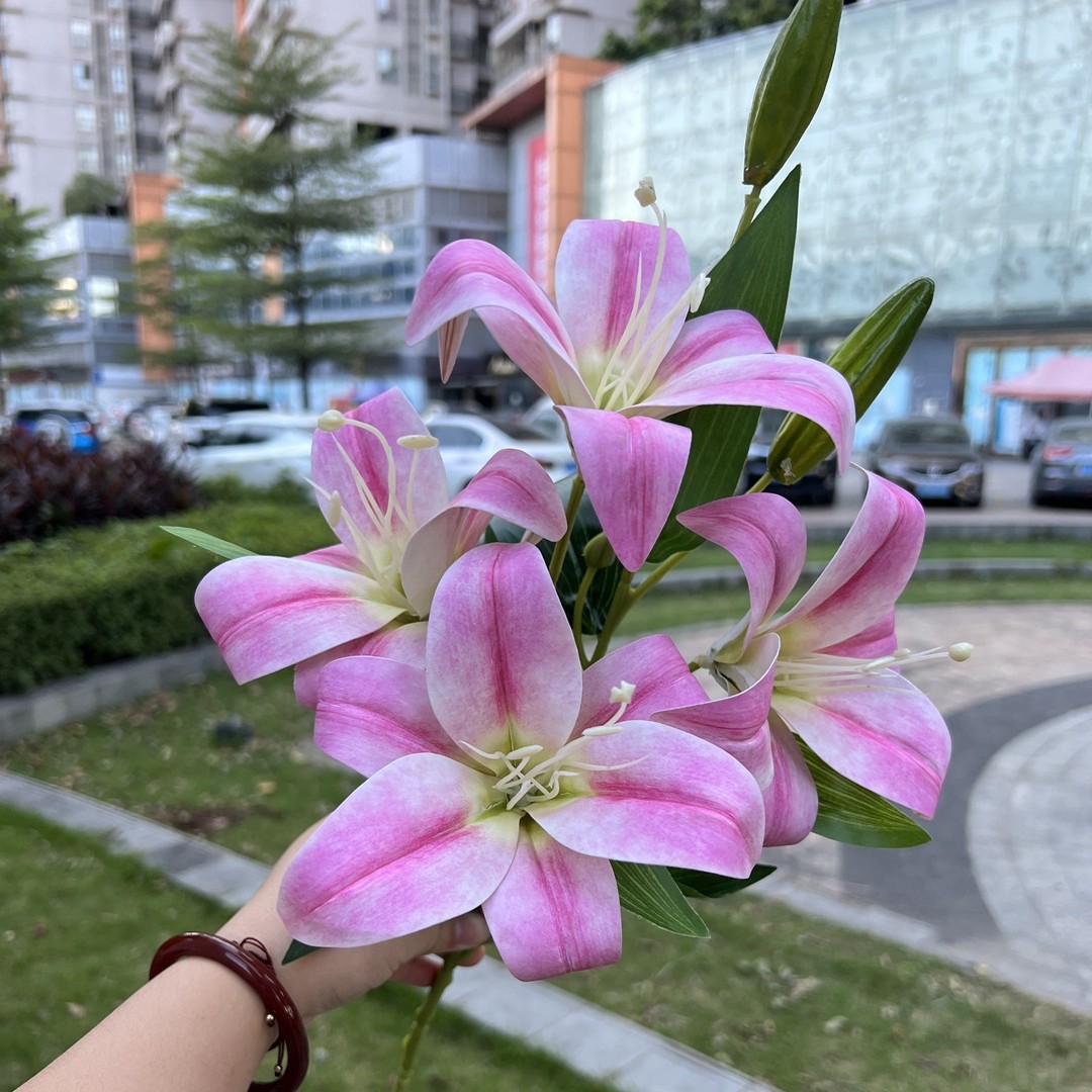 Simulación del Día de San Valentín rosa fabricante 3 sola rama multi-cabeza rosa decoración de la boda flor falsa al por mayor