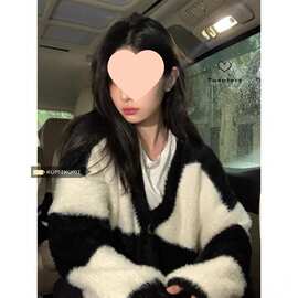 水貂绒女士外套上衣新款秋冬加绒加厚黑白格毛衣女宽松外穿慵懒风