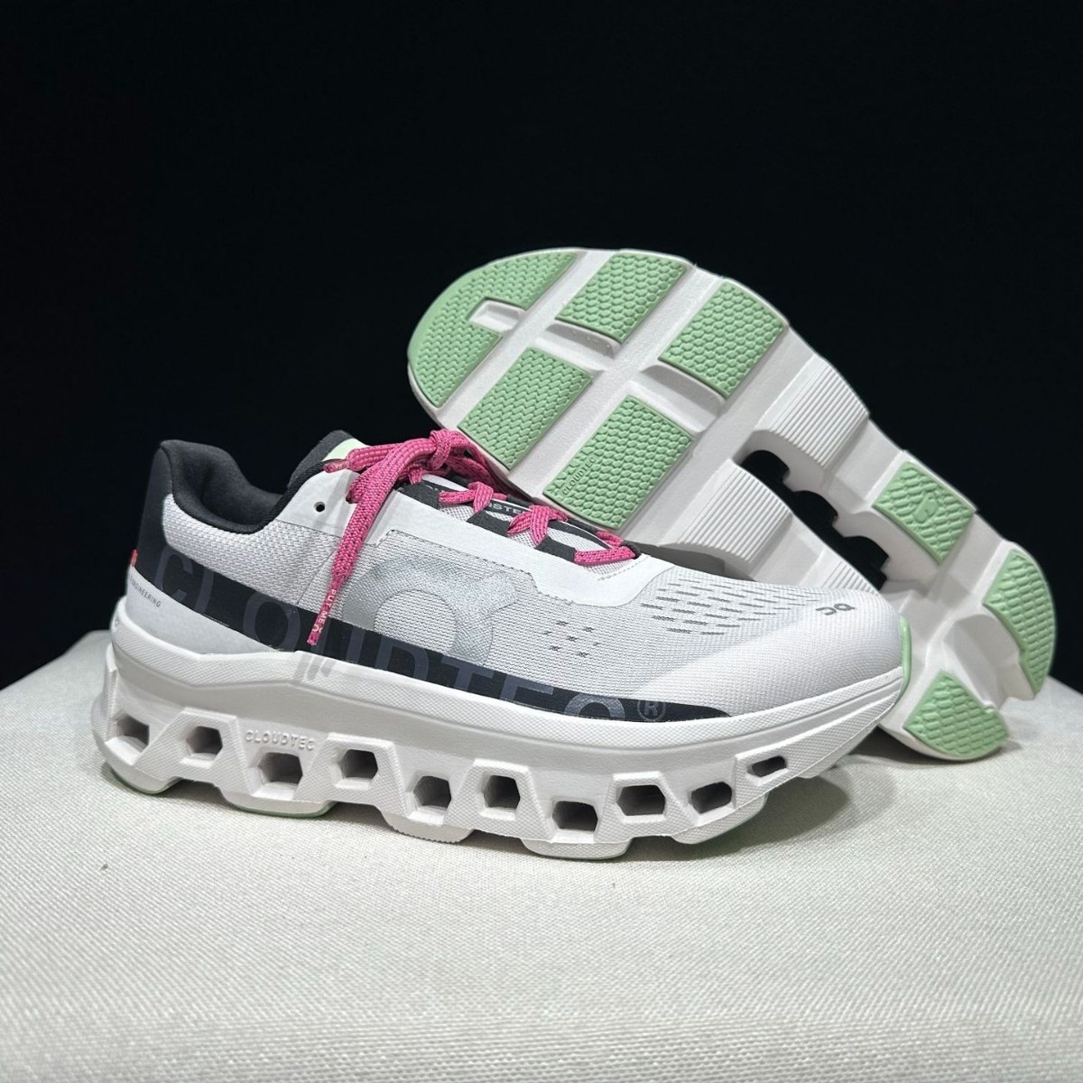 Shoes O Ang n running Cloudmonster hiking cross-country cushioning…