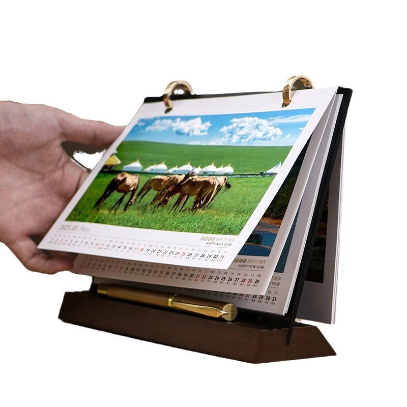 El nuevo calendario de escritorio del año de la serpiente en 2025 decoraciones de calendario de regalo corporativo muestra calendario de escritorio