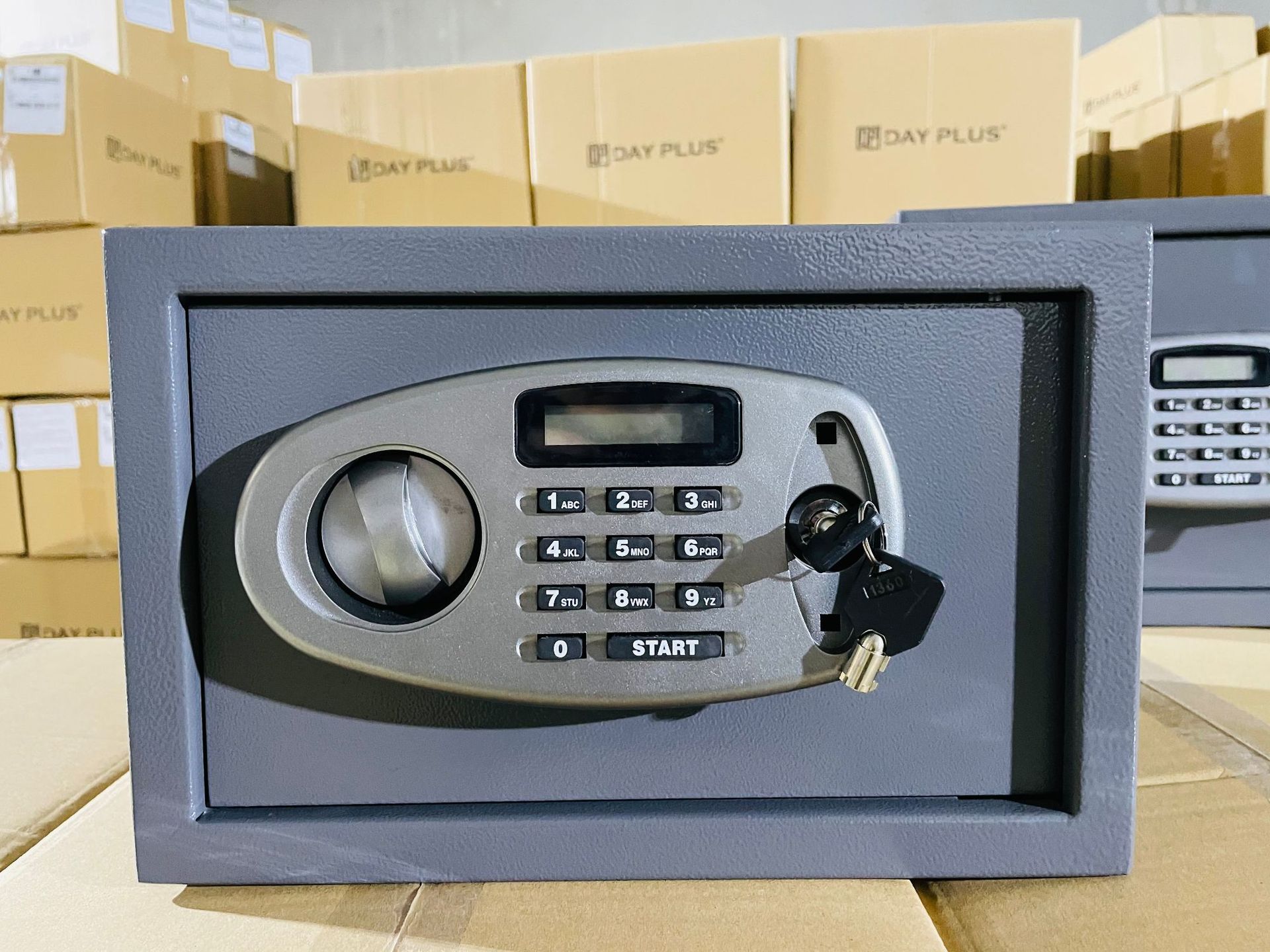 出口礼品 酒店保险箱入墙 电子密码