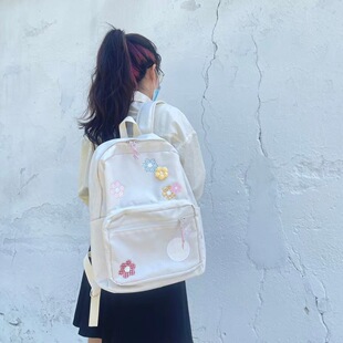 �¿�ë��С���̰�ɫ���ƴ������p������и��д�W�����e����Ů