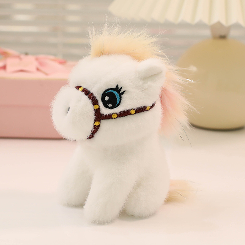 クロスボーダーのシミュレーションの馬のぬいぐるみの馬の頭は鍵を掛けて肖馬年のマスコットの人形を掛けます。|undefined