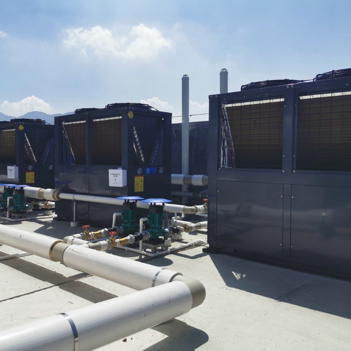 学校工厂酒店民宿空气能热水设备空气源热泵制热供暖供热节能高效