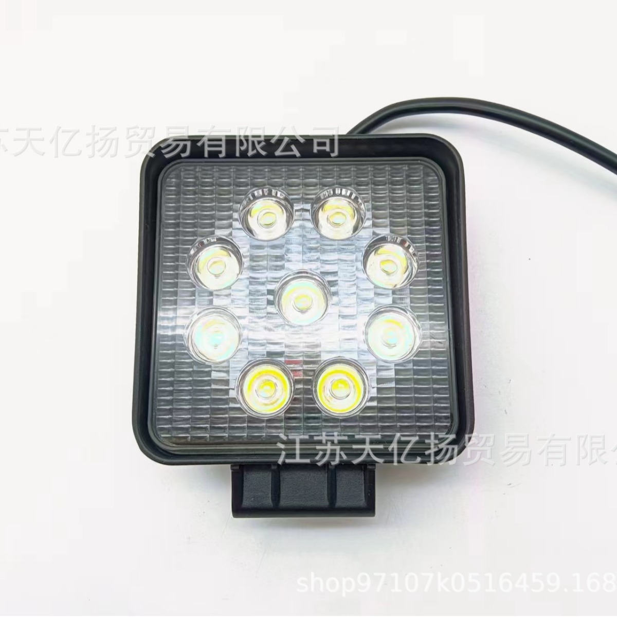 厂家直供LED卡车货车工程车通用27W工作灯