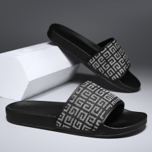 2025新款拖鞋男士夏季高级感纯黑轻奢休闲外穿防滑厚底居家一字拖