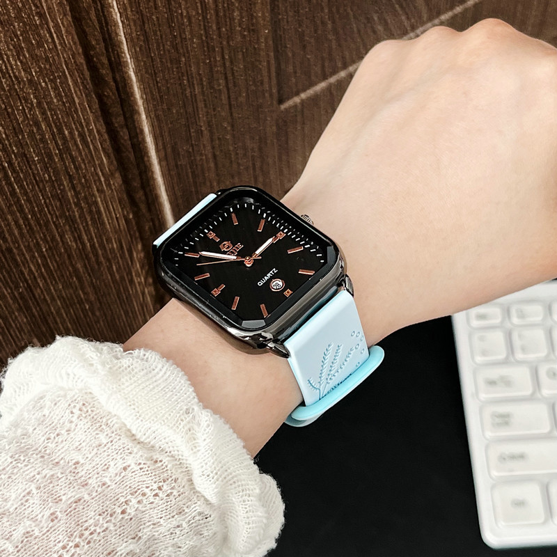 New silicone sports strap suitable for Samsung and Huawei, 20mm 22mm universal interface replacement strap, versatile and waterproof New silicone sports strap suitable for Samsung and Huawei, 20mm 22mm universal interface replacement strap, versatile and waterproof