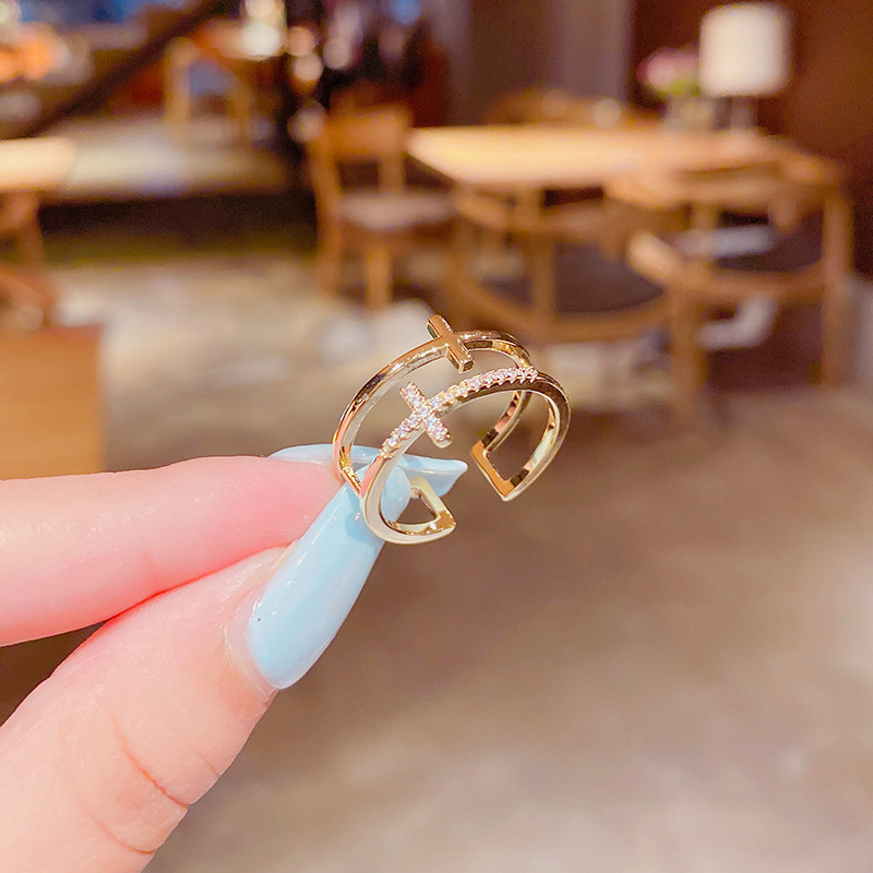 Korean fashion hollow ring Korean simple cold wind ringpicture2