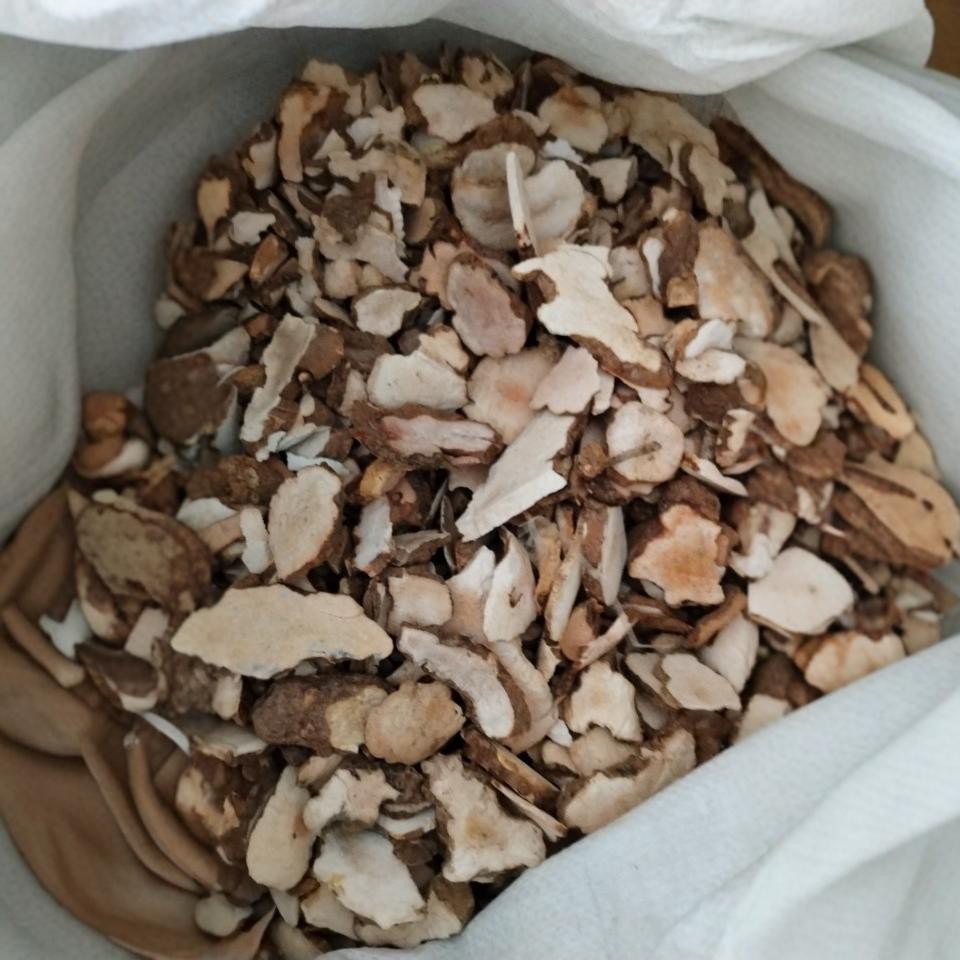 Tu Fu Ling Dried Smilax Root Slices 500g Hunan Origin for Soup and Tea in use