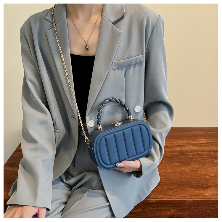 Women's Twisted Handle Chain Shoulder Crossbody Bag, Elegant Style_voghion.com