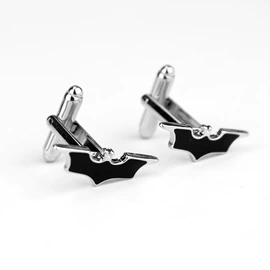 项链;耳环;戒指