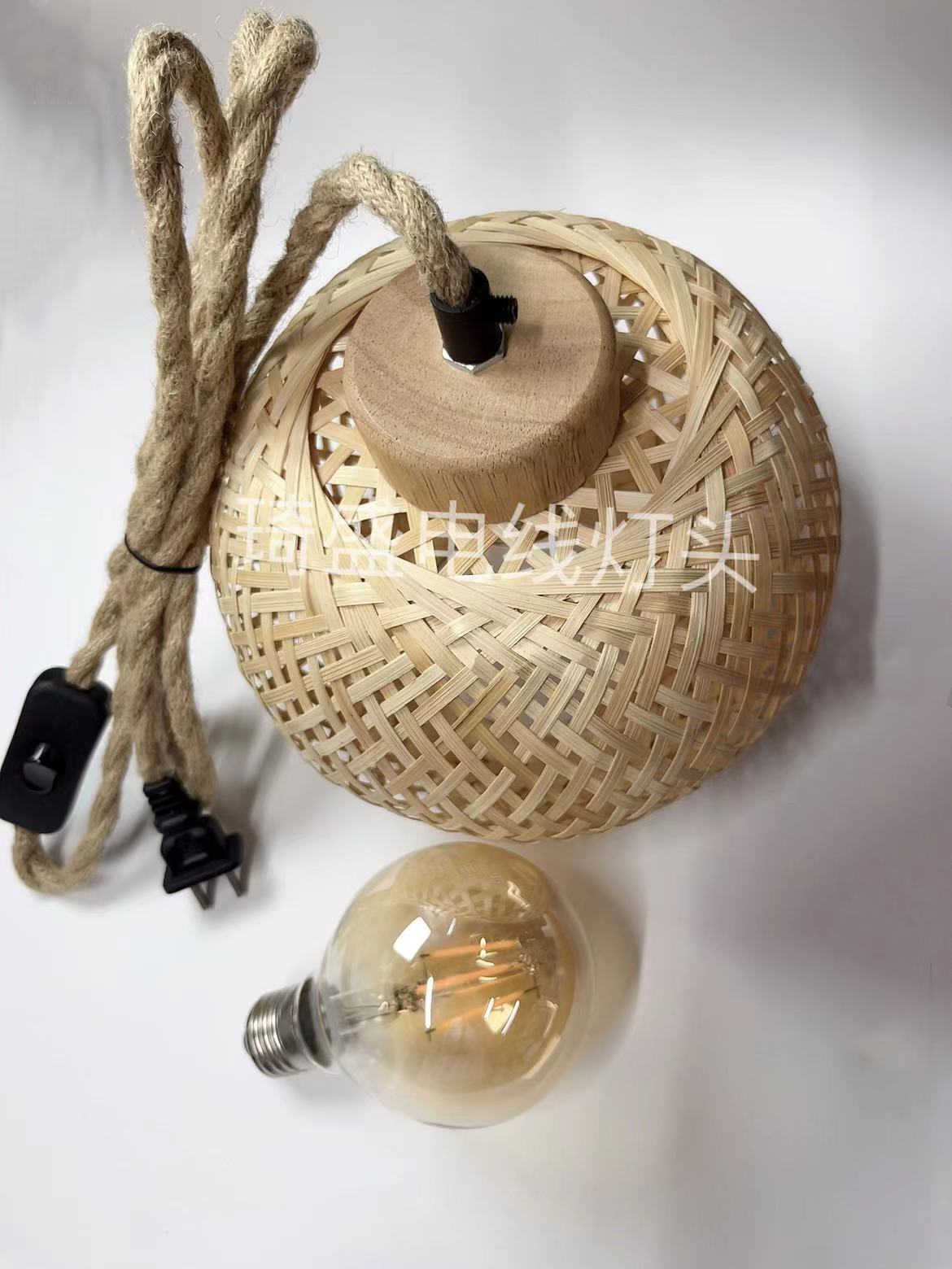 2m 미국 플러그 110V(광원 포함)