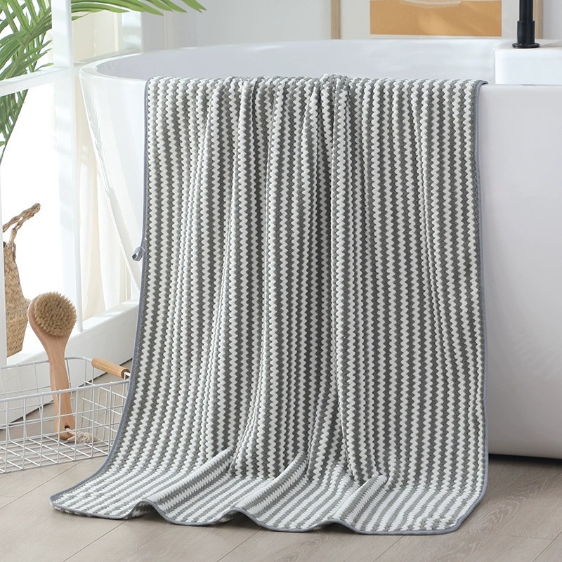 Toalla de baño absorbente extra grande casa de baños para adultos Toalla grande a rayas suave y cómoda Toalla de playa multicolor de terciopelo coral