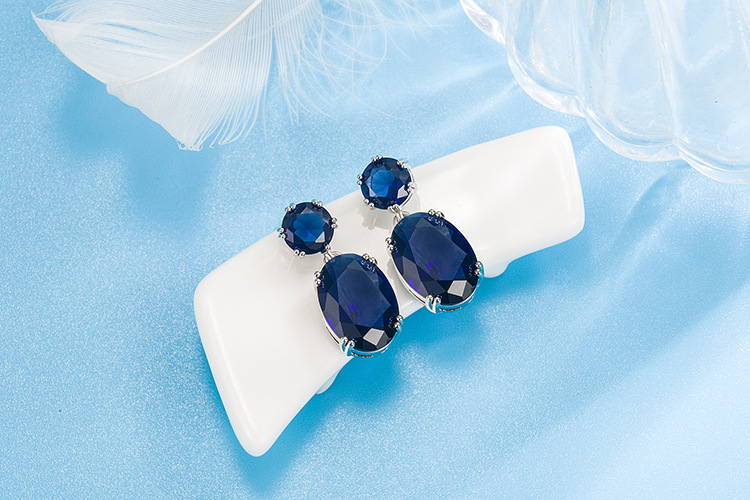 Glam Oval Copper Inlay Zircon Drop Earrings 1 Pair