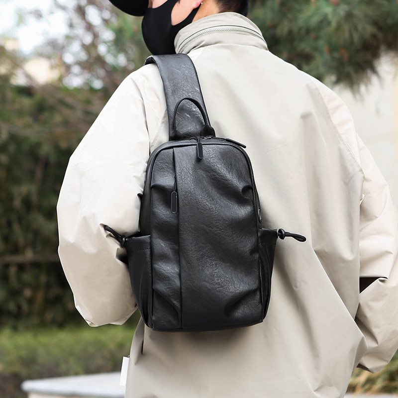 Men's retro trend polyurethane waterproof chest bag