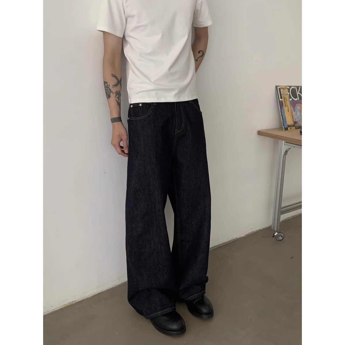 Men's Retro Style Straight Leg Jeans Original Color Paris Button Washed Loose Wide Leg Floor Length Trousers_mkmklike.com