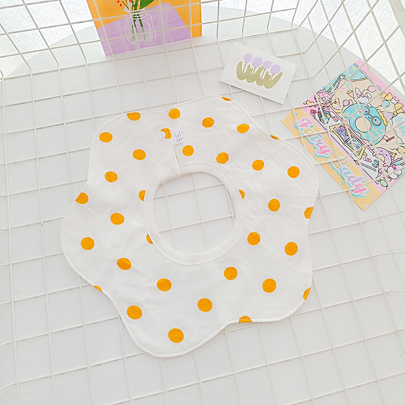 Bebé recién nacido otoño e invierno nuevo estilo flor saliva toalla algodón bebé impermeable escupir babero 360 grados rotación