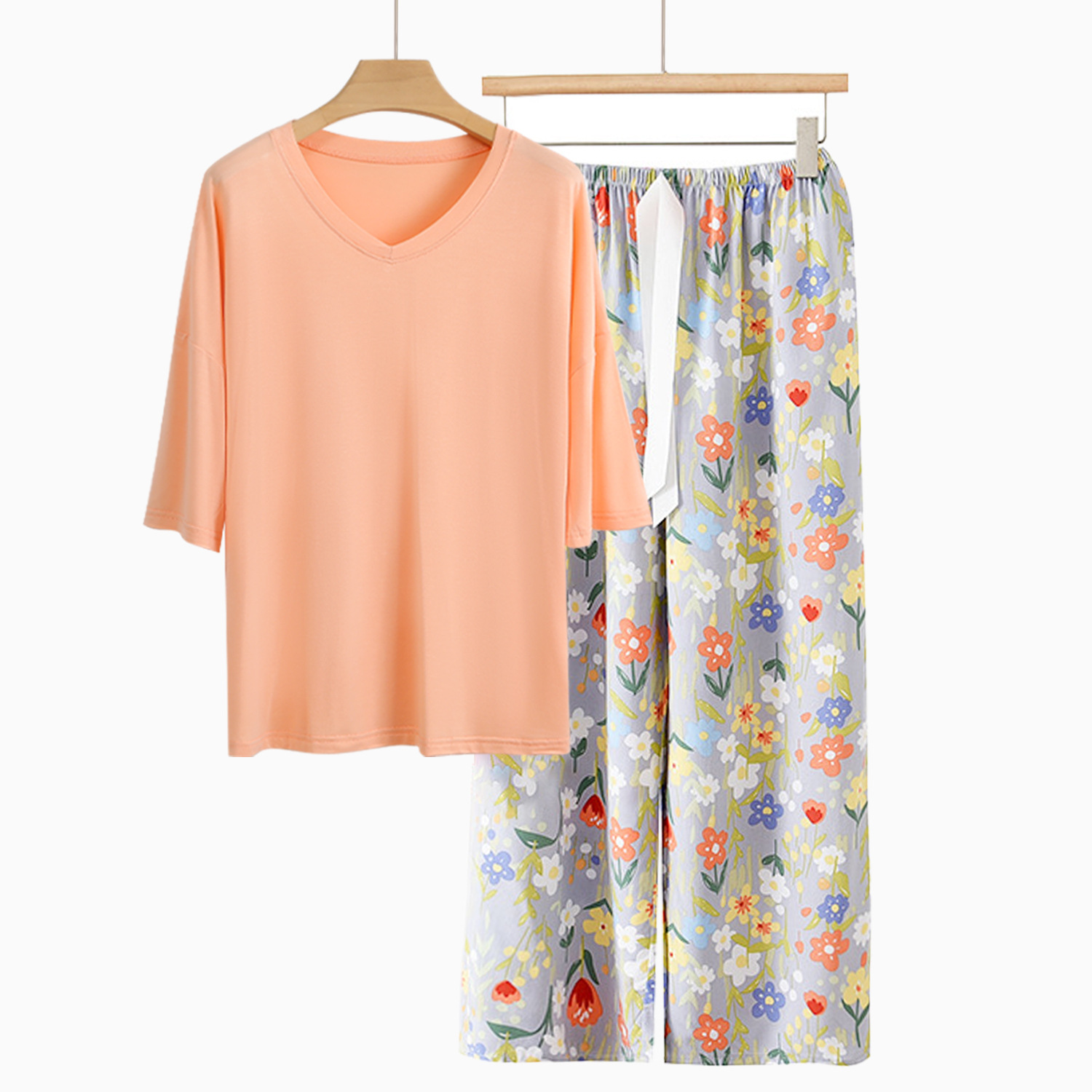 주황색 + 회색 구름