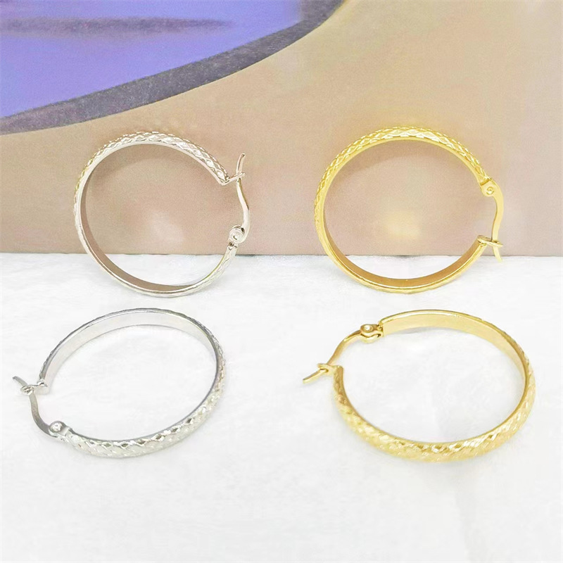 1 Pair Simple Style Streetwear Solid Color Plating Stainless Steel Hoop Earrings display picture 1