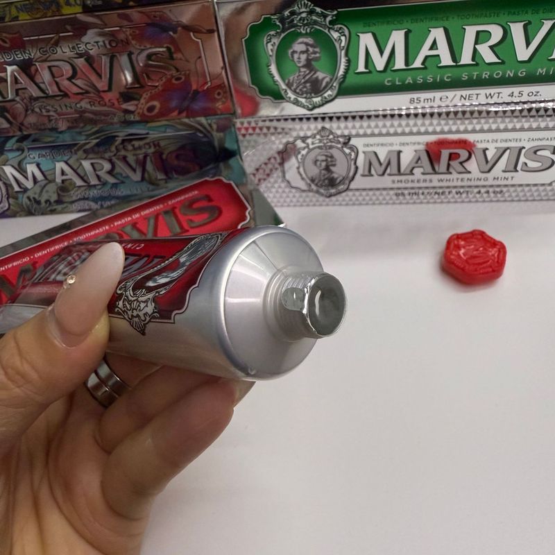 イタリア マルス歯磨き粉 ミント歯磨き粉 25ml 歯ぐきをケアする 85ml お土産マルス歯磨き粉 75ml|undefined