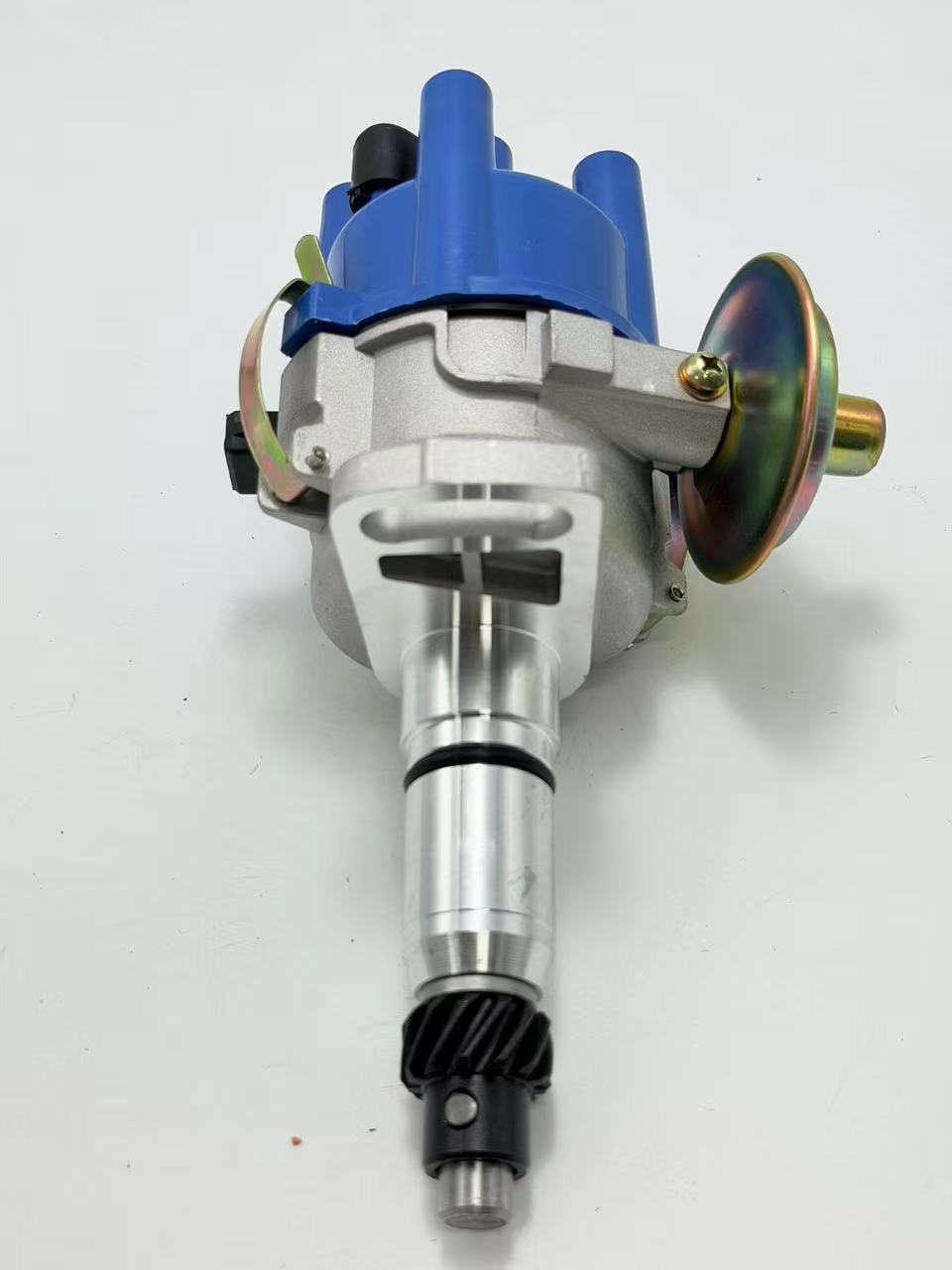 3042B distributor 33100-79290 car ignition distributor is durable, anti-aging, and suitable for various models