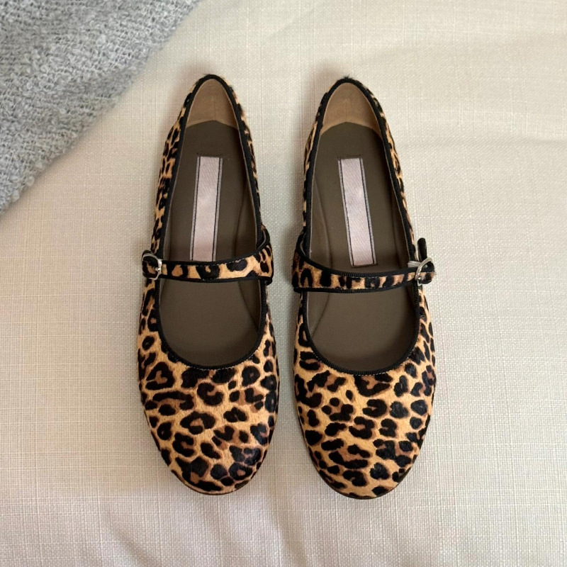 Autumn 2024 New Retro Round Toe Ballet Shallow Mouth One-character Buckle Flat Leopard Print Single Shoes Women's Mary Jane in stock