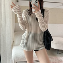 三色纸片人坑条微透视慵懒毛衣宽松显瘦镂空上衣