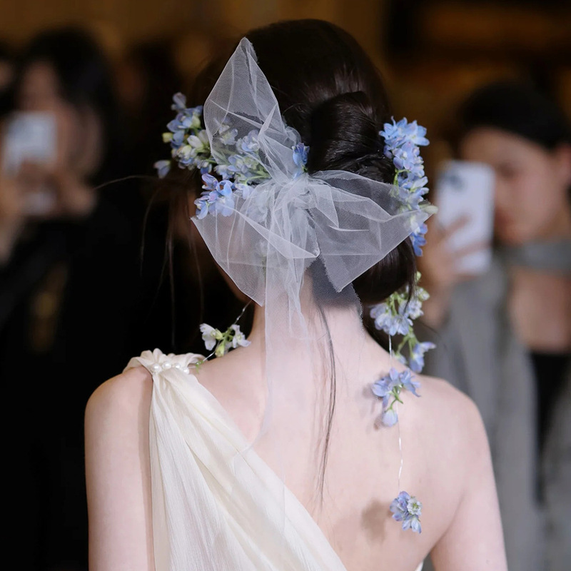 新しいスタイルの小さな新鮮な花の頭飾り、フォレストスタイルのガーランド、高級感と気質、花嫁のドレッシングガウン、花の形、旅行の写真撮影の雰囲気|undefined