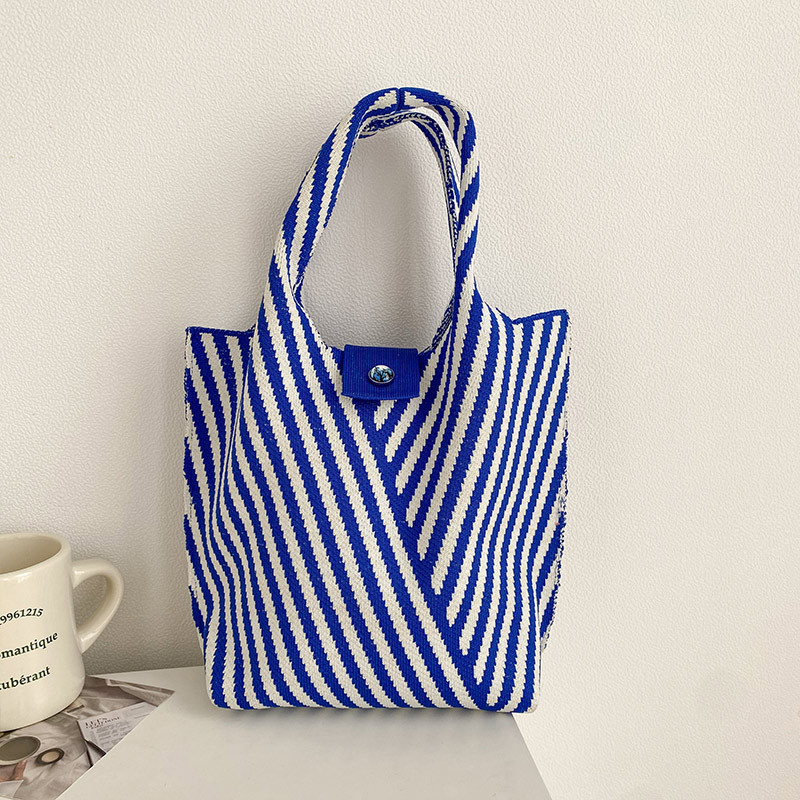 Women's Small Polyester Stripe Vintage Style Classic Style Open Bucket Bag display picture 9