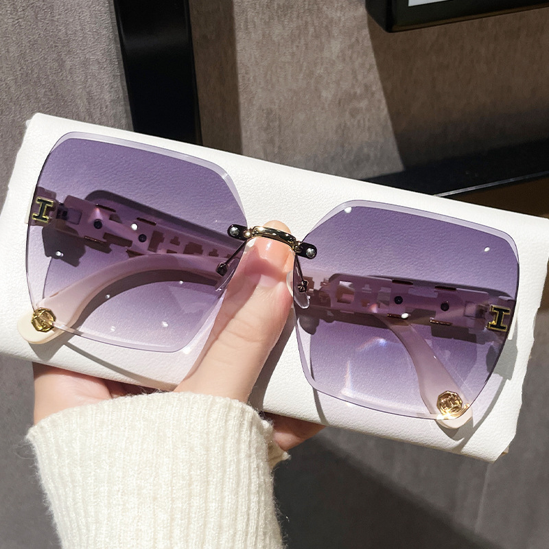 2024 new frameless fashion cut-edged sunglasses for women's square…
