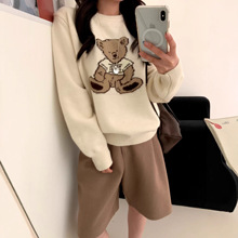 韩国东大门小熊刺绣毛衣女秋冬2025年新款宽松慵懒风针织上衣外穿