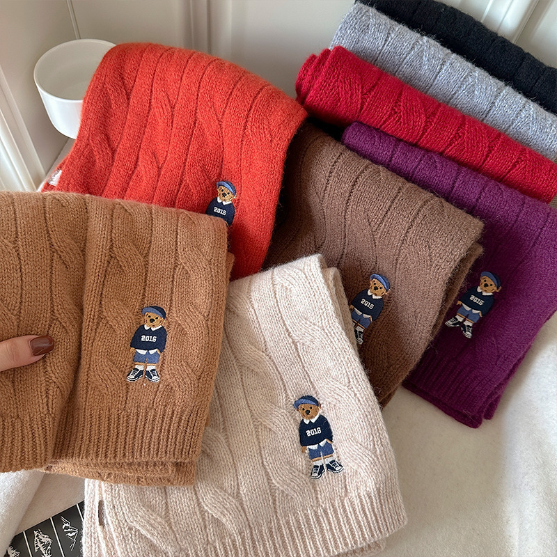 Scarf for Couples, No New Designs, Embroidered, High-Grade Pure Wool, Merino Wool, Classic Cable Knit, Winter Style, Retro British Style