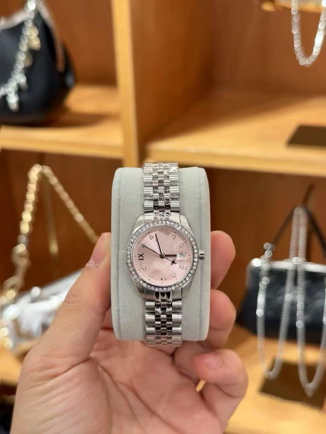 11vva+ counter gift box