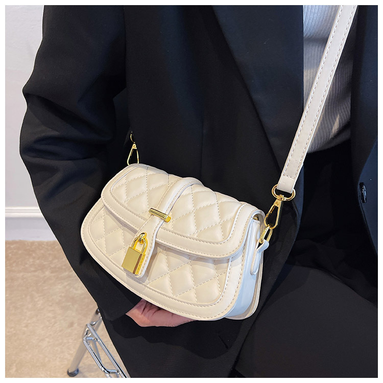 Fashion Rhombus Bag Women's Bag Messenger Bag New Trendy Shoulder Bag 21*13*8cm display picture 2