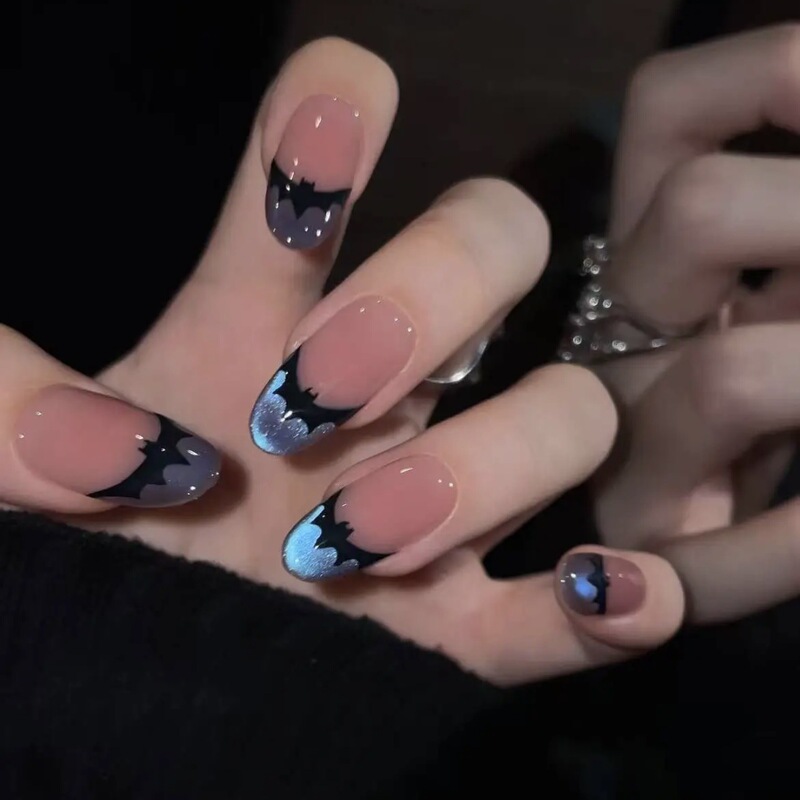 Colorful Her -【Little Ghost's Shadow】- Autumn and Winter Blue Hand-Painted Cool and Stylish False Nails, Ten-Piece Set, Pure Handmade Beauty Nails