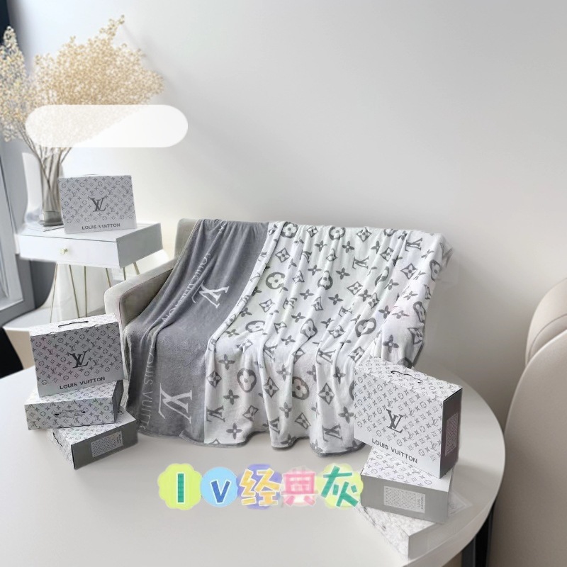 Trendy Brand Fragrance-Style Special Nap Blanket New Sofa Cheap Machine Washable Nap Car Blanket Air Conditioner