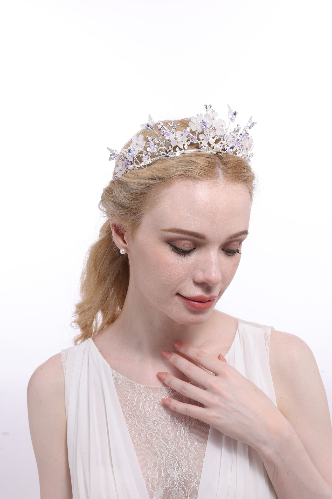 Bride Crown Vintage Style Handmade Hair Accessory For Weddings_voghion.com