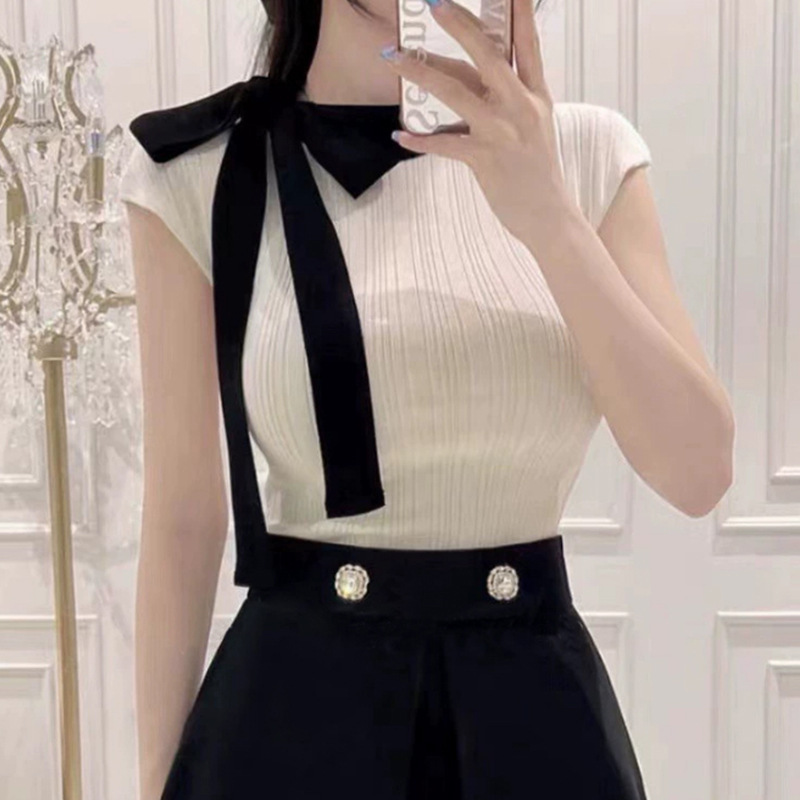 Korean Dongdaemun Color-Block Tie-Up Ribbed Slim-Fit Sexy Hot Girl Figure-Flattering Versatile Sleeveless Top Women's Clothing Korean Dongdaemun Color-Block Tie-Up Ribbed Slim-Fit Sexy Hot Girl Figure-Flattering Versatile Sleeveless Top Women's Clothing