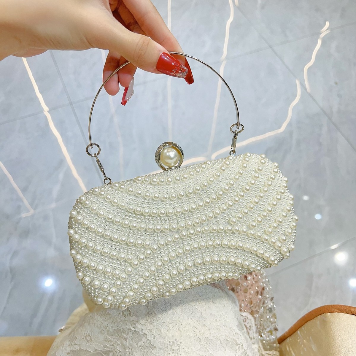 Elegante borsa da sera con perle da donna per feste e eventi_voghion.com