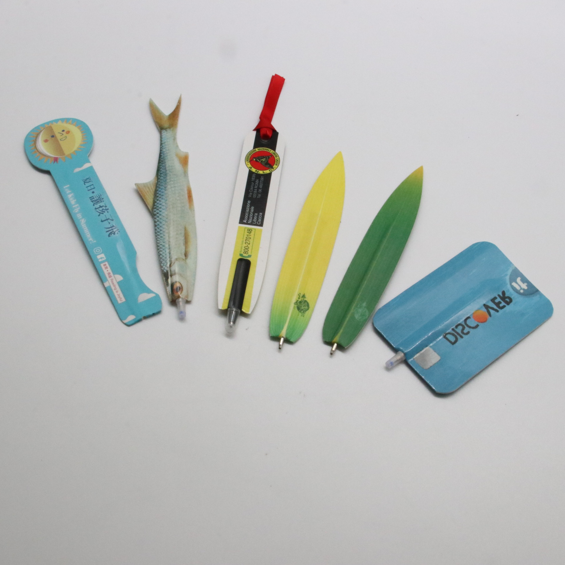 Tubo de papel pluma de color natural en stock tubo de papel completo bolígrafo papelería transfronteriza logotipo rendering diseño insertar pluma