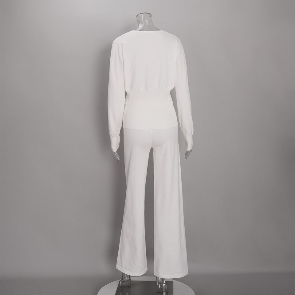 Bộ hai món nữ gồm áo khoác cardigan dệt kim dáng ngắn cổ chữ V và quần ống rộng cạp cao — Màu cà phê, Màu hồng, Màu trắng, Màu xanh dương chi tiết 42