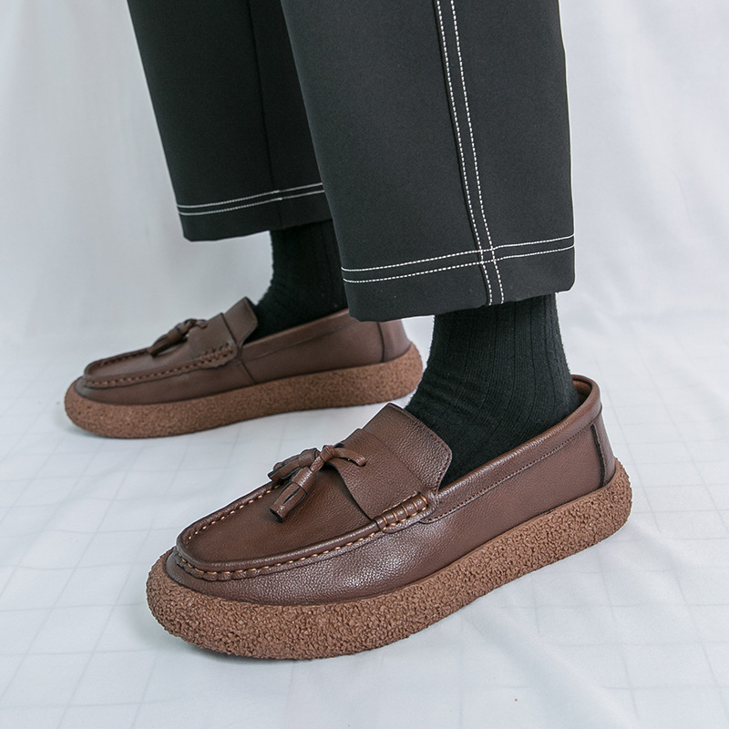 casual shoes