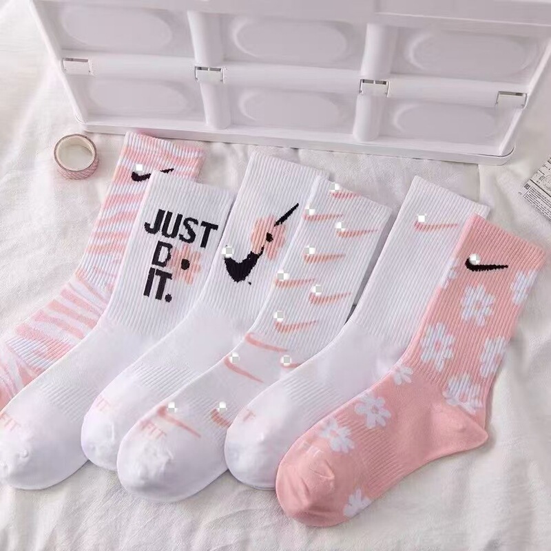 Women's High Tube Socks with Cherry Blossom Design, College Style, Trendy Versatile Socks, Comfortable and Simple Sports Style