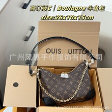 ���l���lһ��һ�Ϳ��H��ţ�ǰ�����ɫ朗l����Ů�߶˕r�г�������