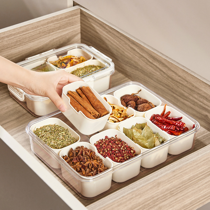 八分格调味盒厨房密封香料收纳盒食品级分格透明佐料盒冰箱保鲜盒
