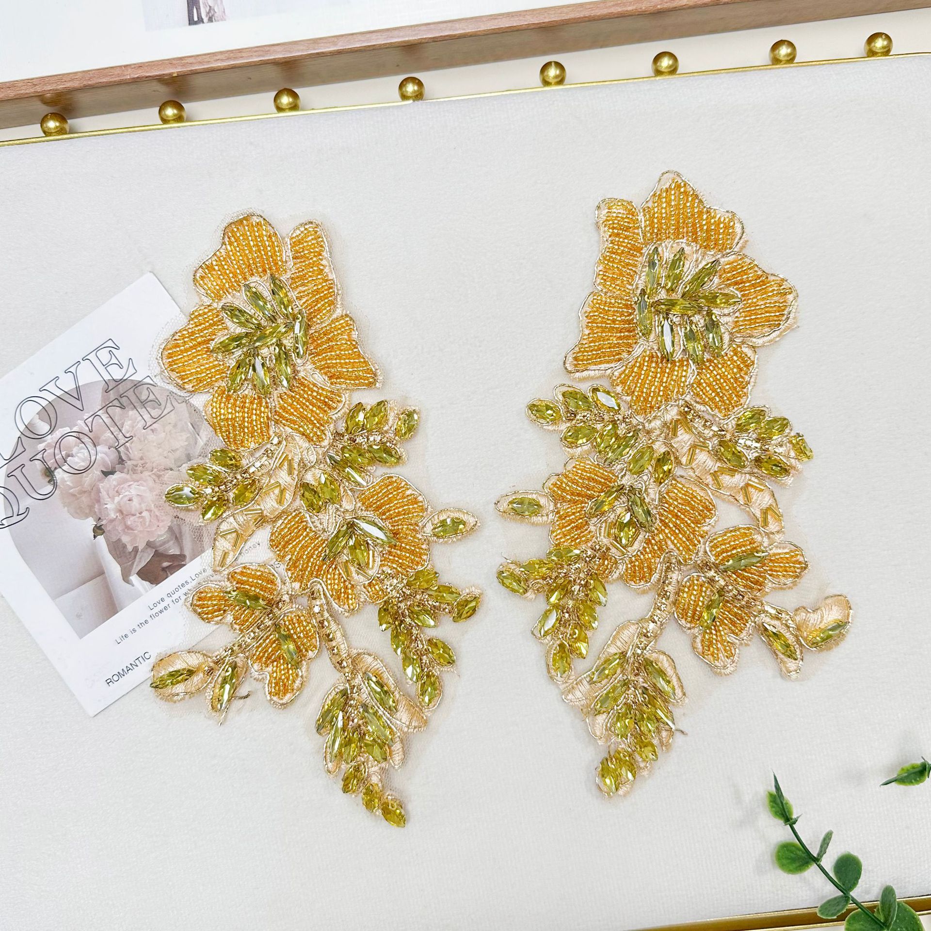 Cuentas de clavos de oro hechas a mano flor a flor cuentas de cristal accesorios industria pesada vestido de boda decoración floral parche image 3