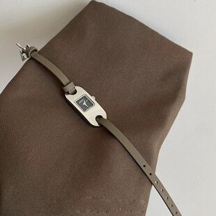 Light luxury thin strap watch for women, niche design, high-end, retro, exquisite and versatile -