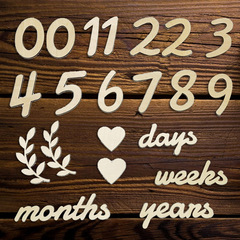 Wooden month calendar for baby's first month and 100 days birthday photography decoration English alphabet number plaque