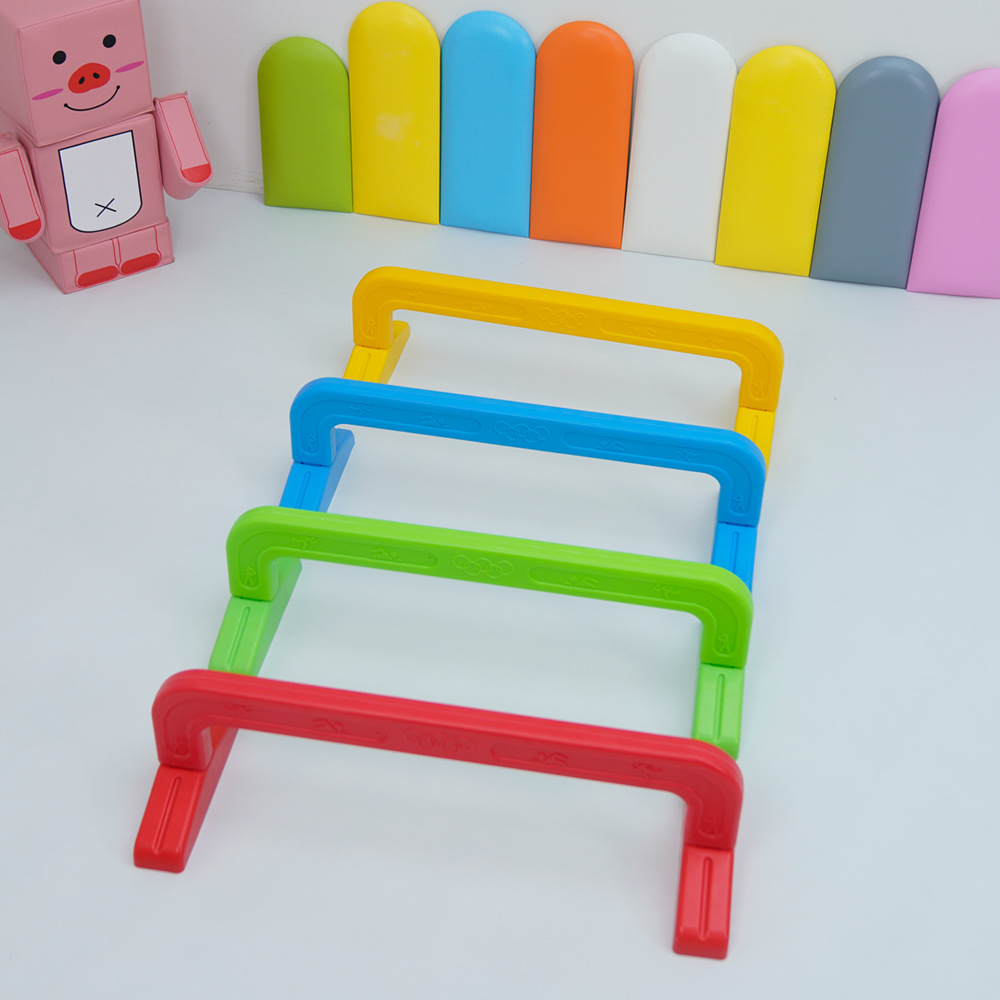 Entrenamiento sensorial de obstáculos de plástico para niños al aire libre salto elevado equilibrado equipamiento deportivo de obstáculos